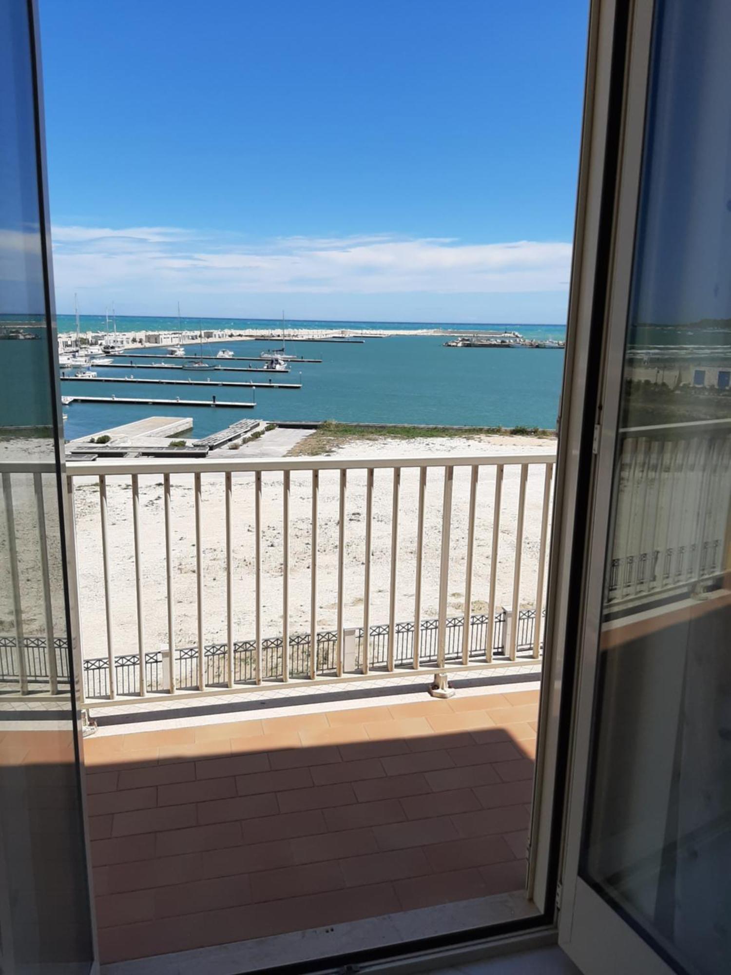 Апартаменты Casa Azzurro Di Mare Вьесте Экстерьер фото